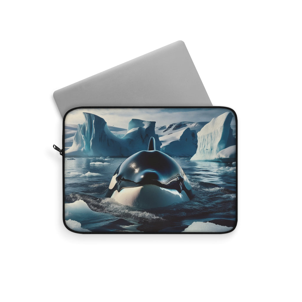 An Orca coming to the surface - Laptop Sleeve