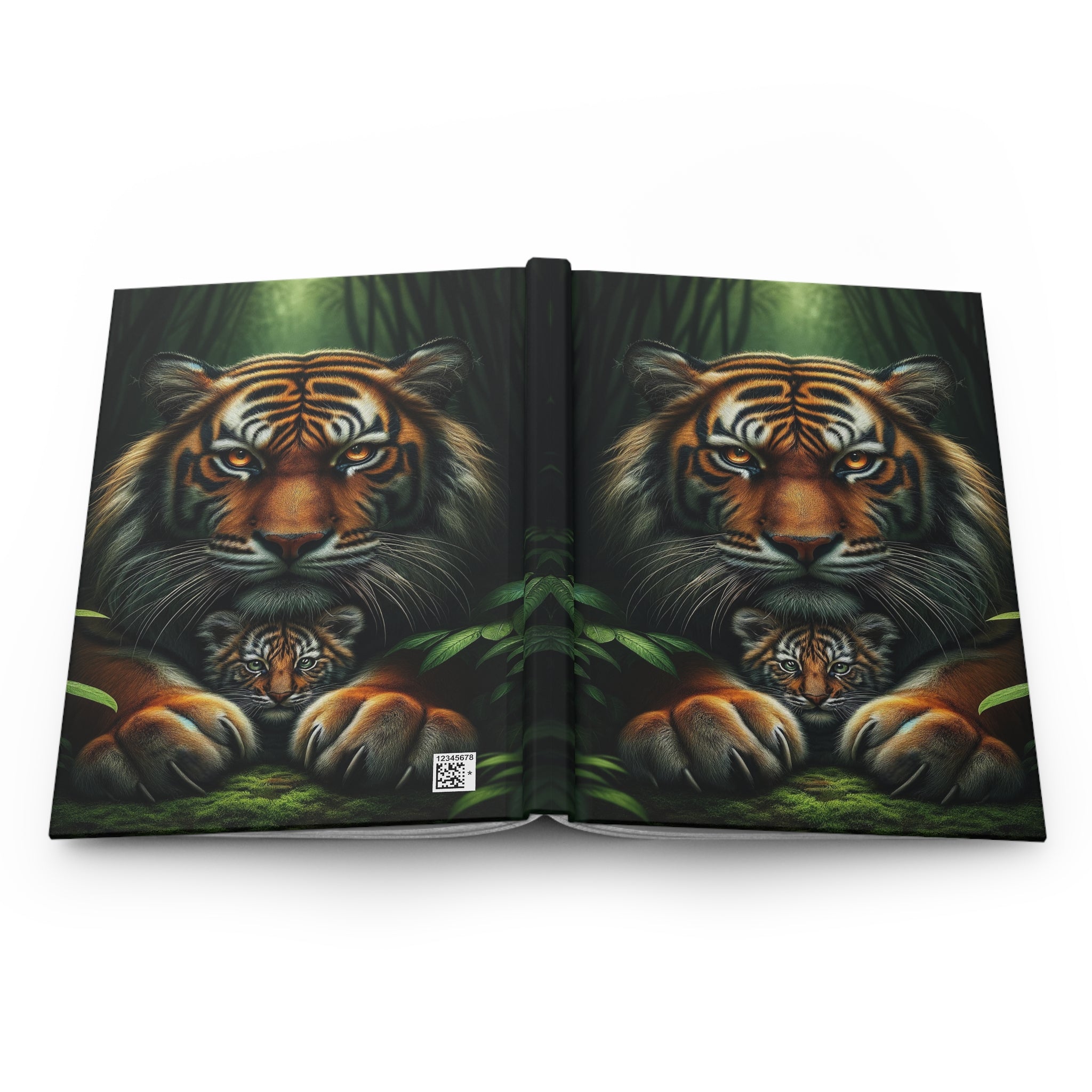 Tigers in the jungle - Hardcover Notebook