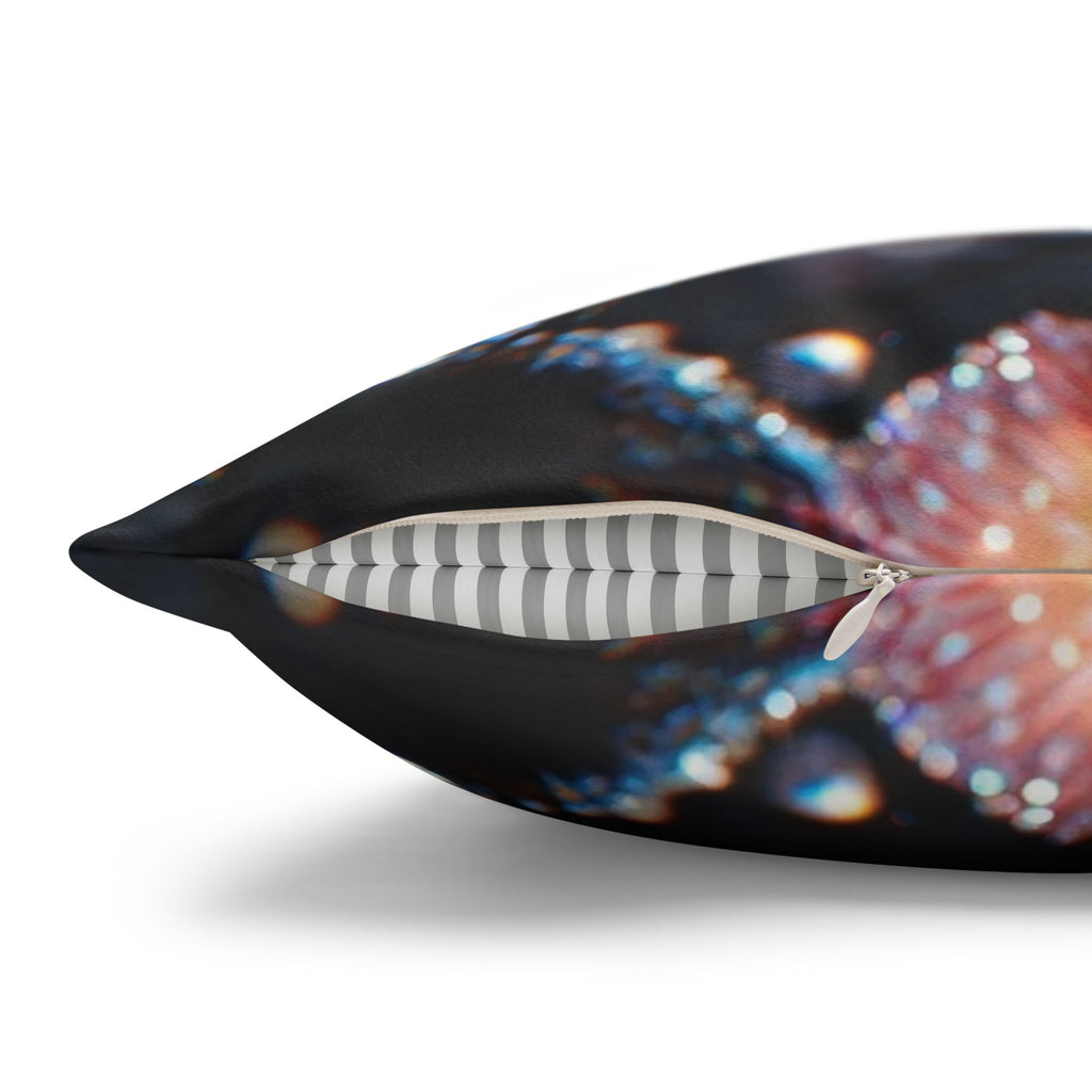 Red diamond flowers (in moonlight) - Suede Square Pillowcase