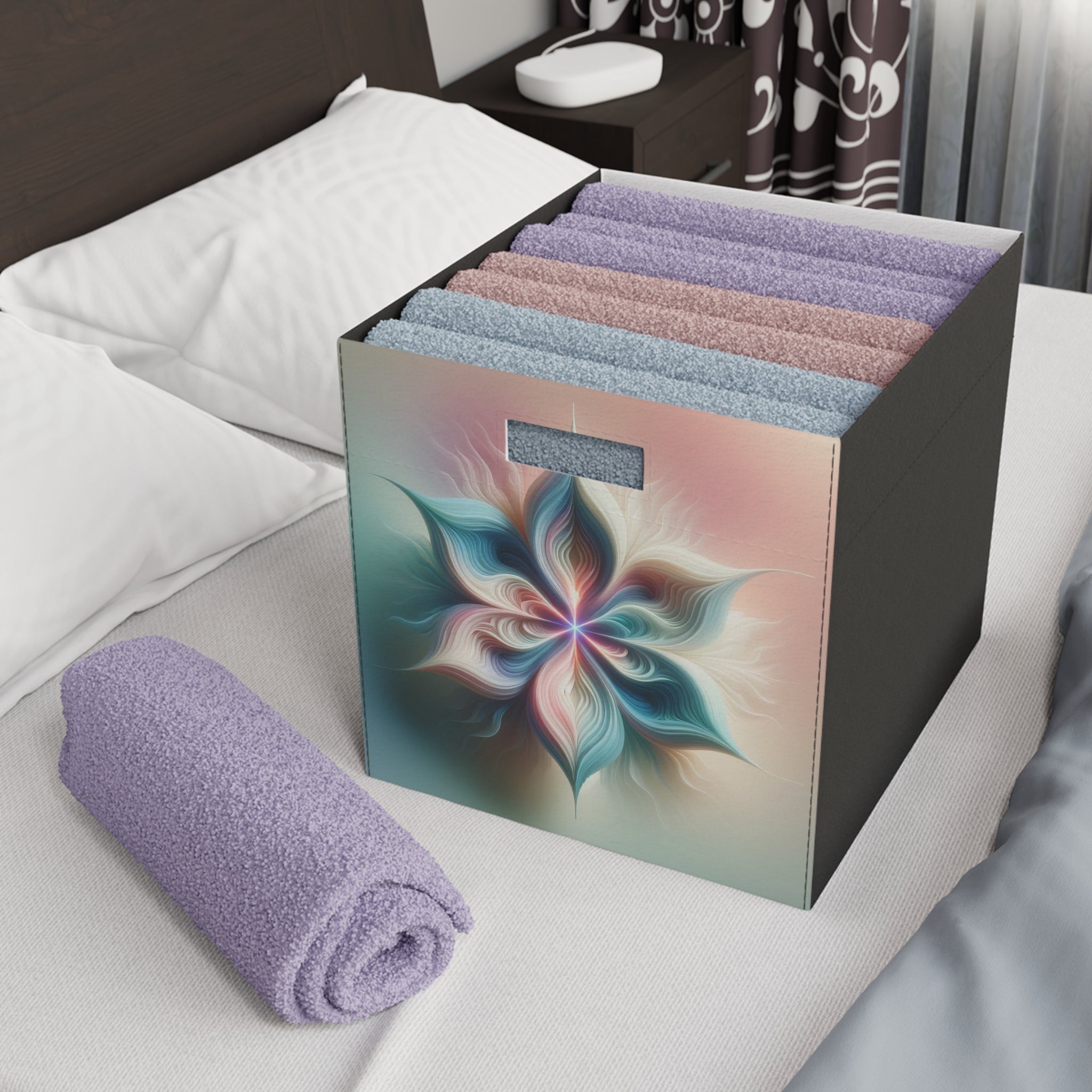 Pastel coloured star on pastel background - Storage Box